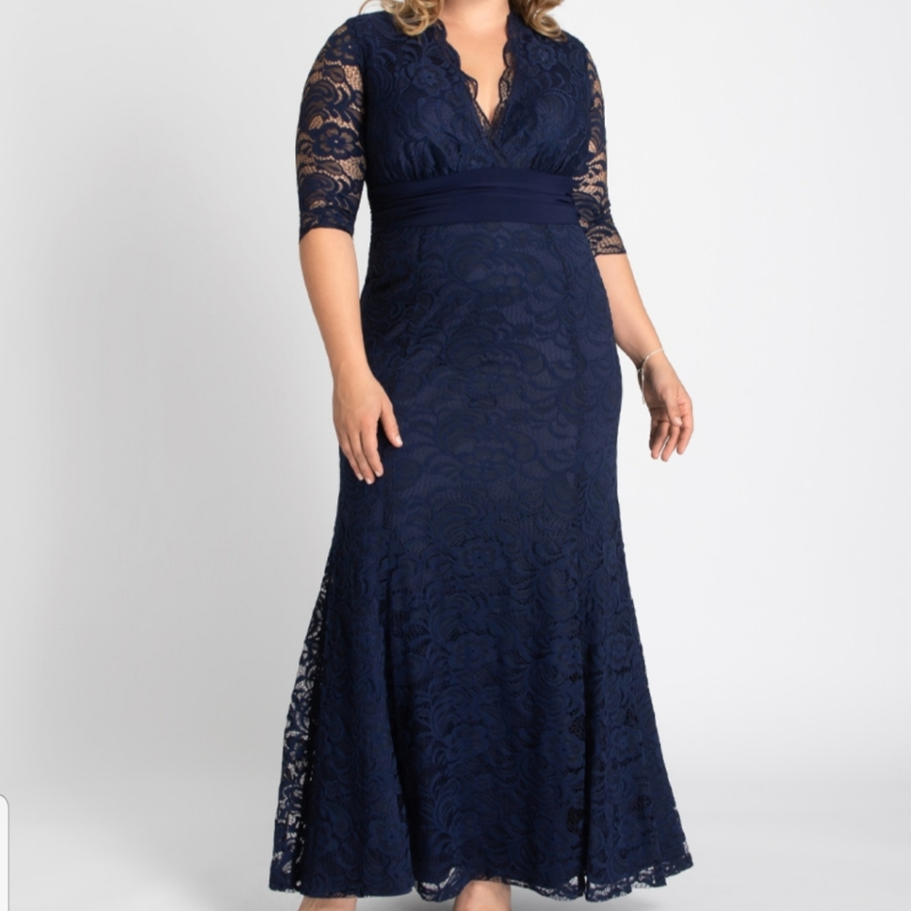Navy lace stretch evening gown. Size 1x. Never worn. By Kiyonna
